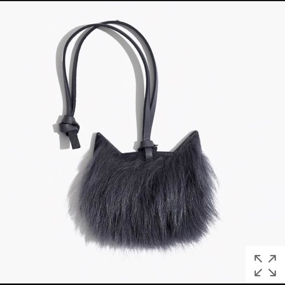 Madewell Handbags - Host Pick 🎉 NWOT Madewell Shearling Cat Bag Tag